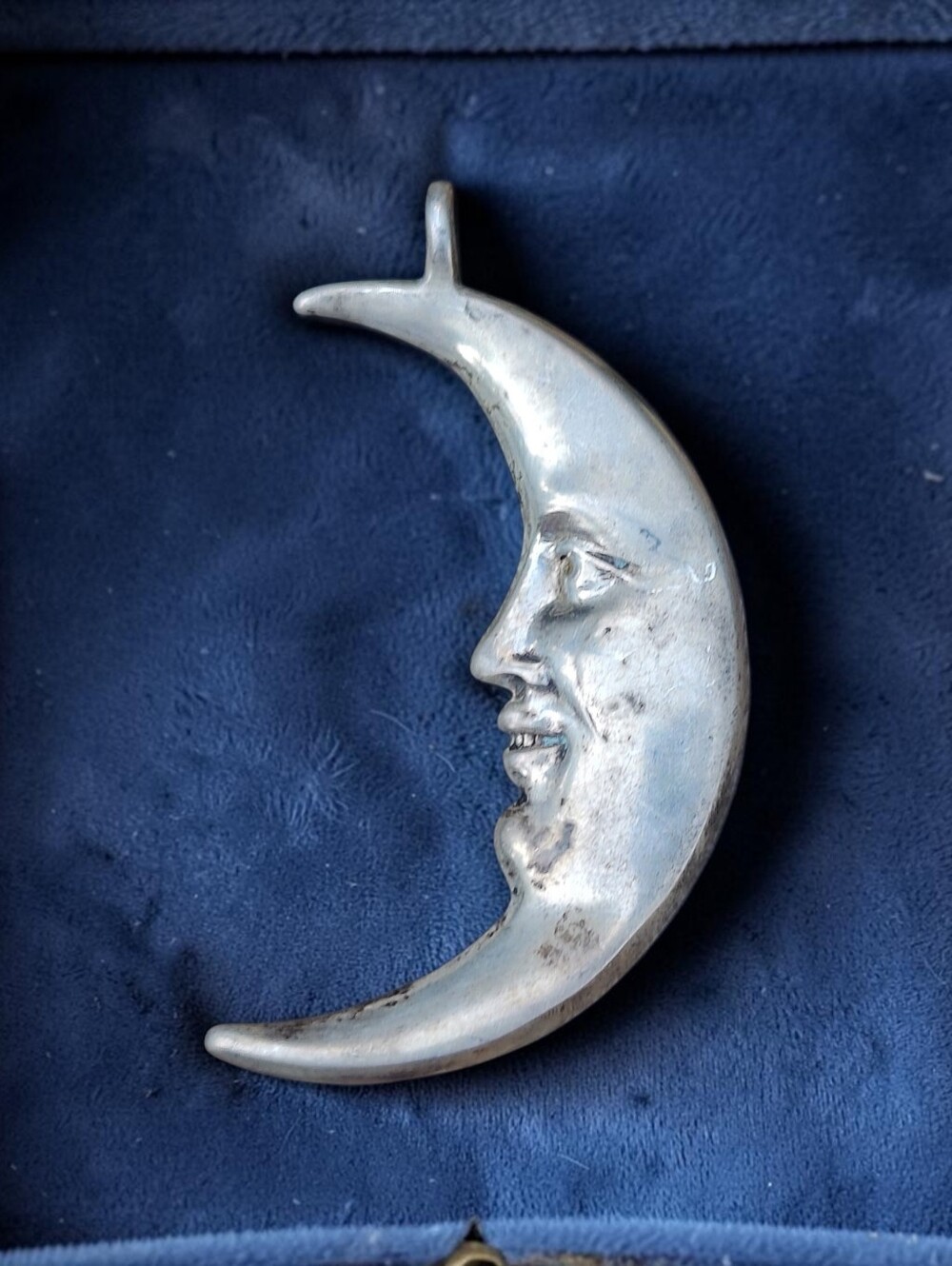 🌙 Antique Sterling Silver Celestial Man In The Moon Pendant